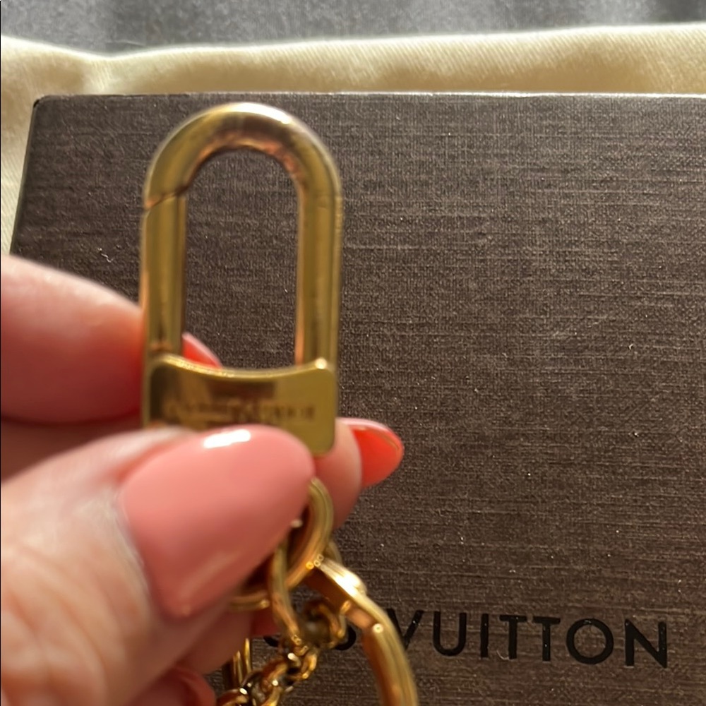 Authentic Louis Vuitton Gold Key and bag charm - Picture 6 of 7